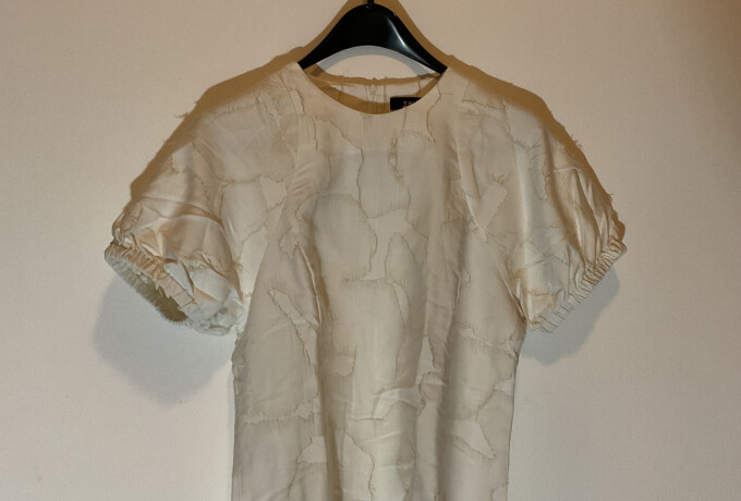 Mooie blouse met korte mouw